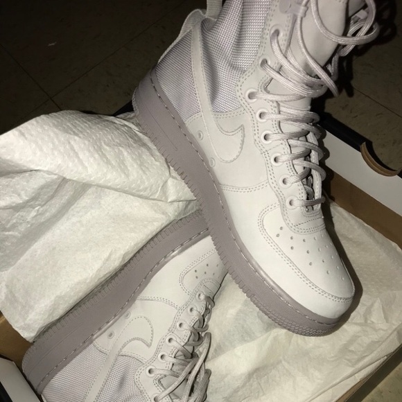 nike sf air force 1 high top sneaker